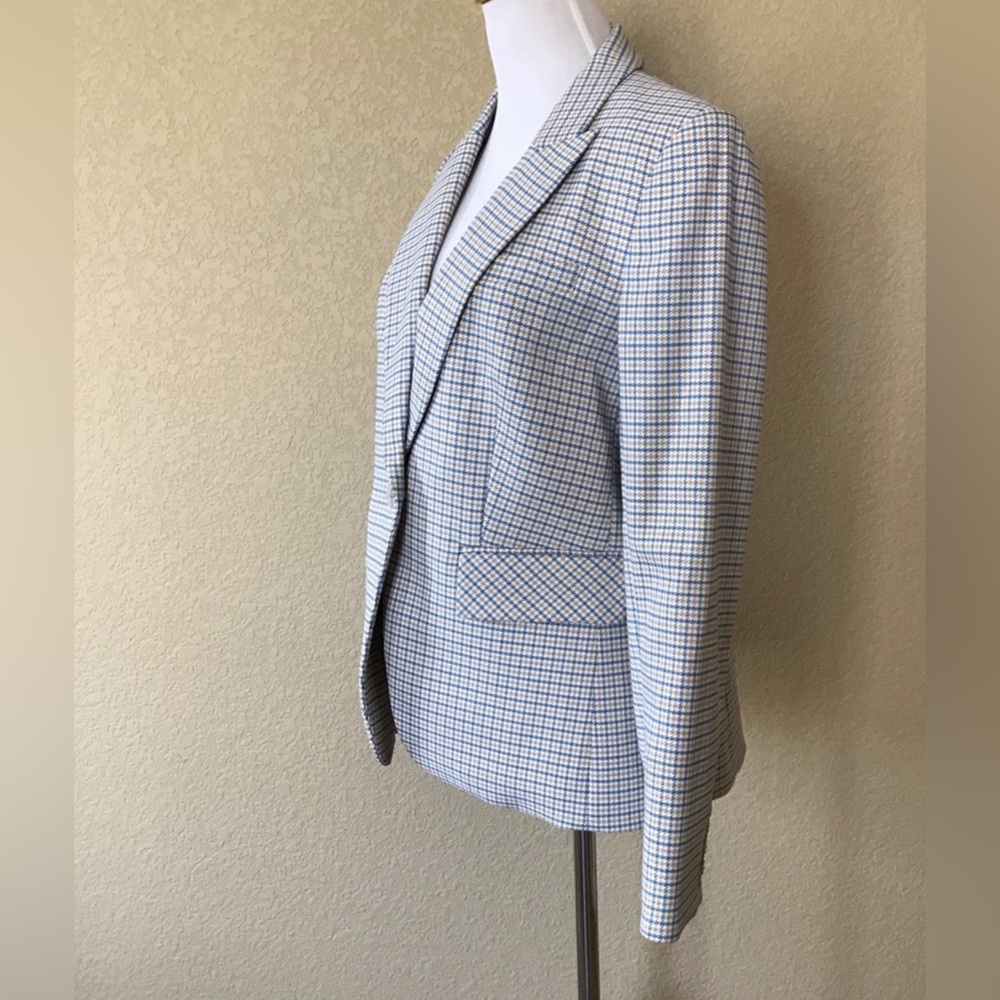 Veronica Beard Cutaway Dickey Jacket in Blue Multi, Size 8 - Picture 7 of 11